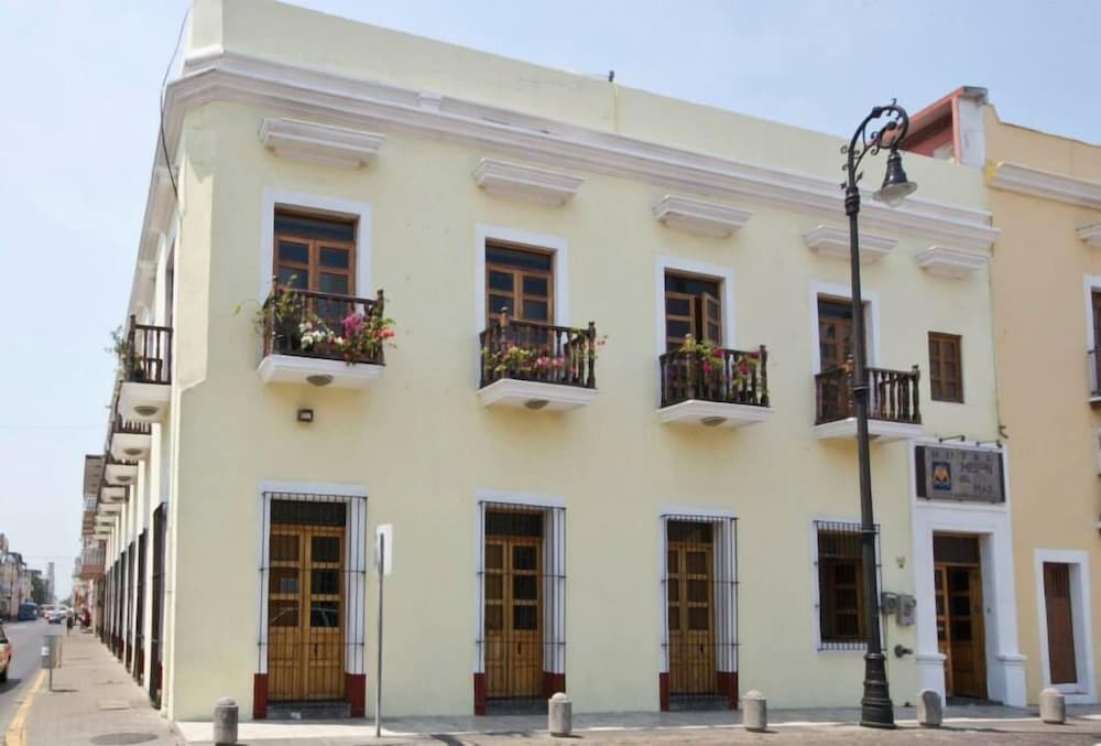 Hotel Meson del Mar 1/41