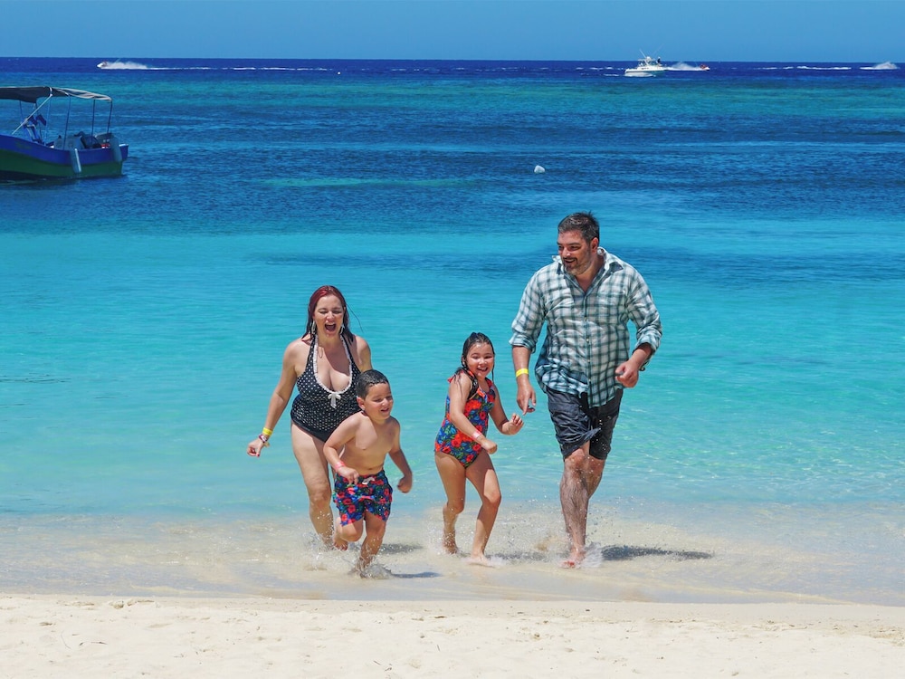 Hotel Henry Morgan All Inclusive 67/69