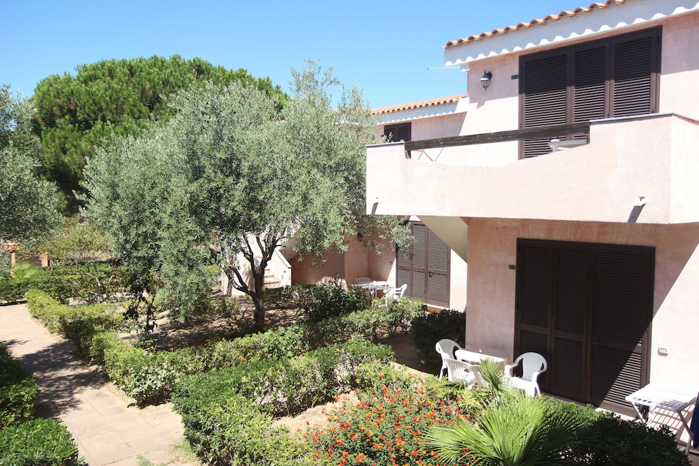 Marina Manna Hotel Club Village 4/53