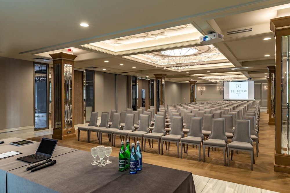 Hotel Traugutta 3 Bialystok 33/42