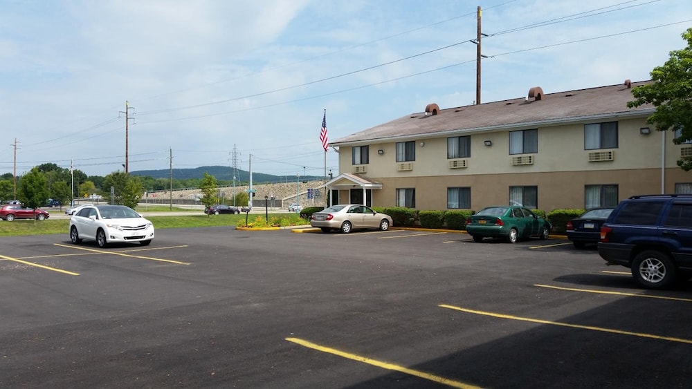 Corning Inn 37/48