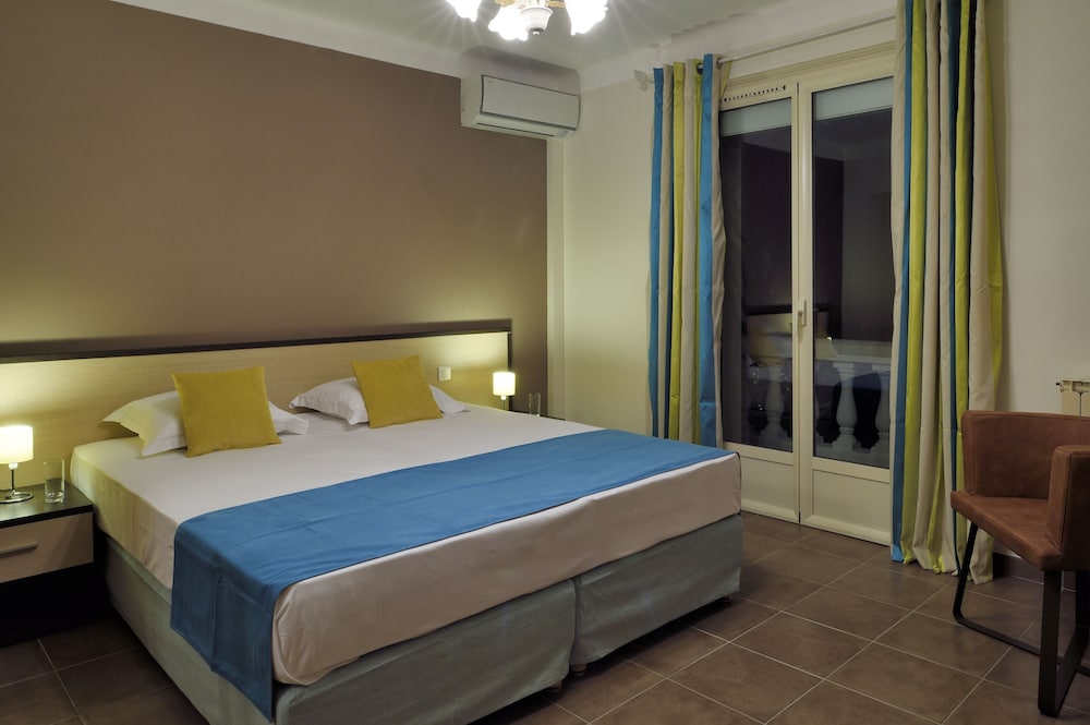 Bartaccia Hotel 13/71