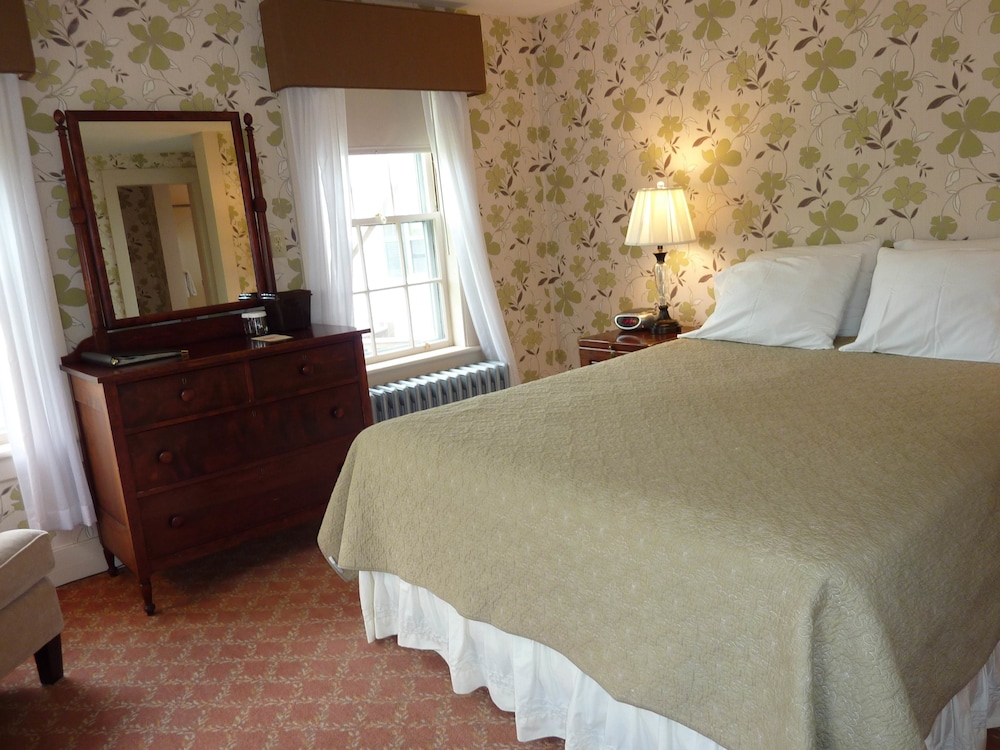 The Franconia Inn 24/74