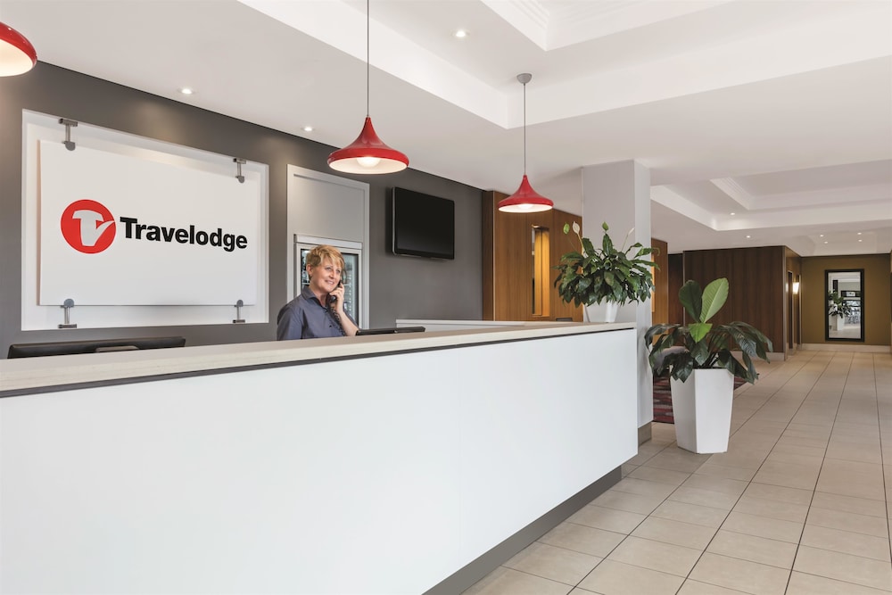 Mercure Brisbane Garden City 11/67