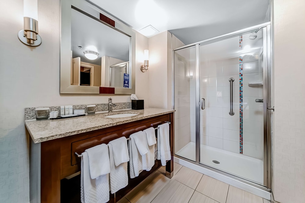 Embassy Suites Atlanta Kennesaw Town Center 5/61