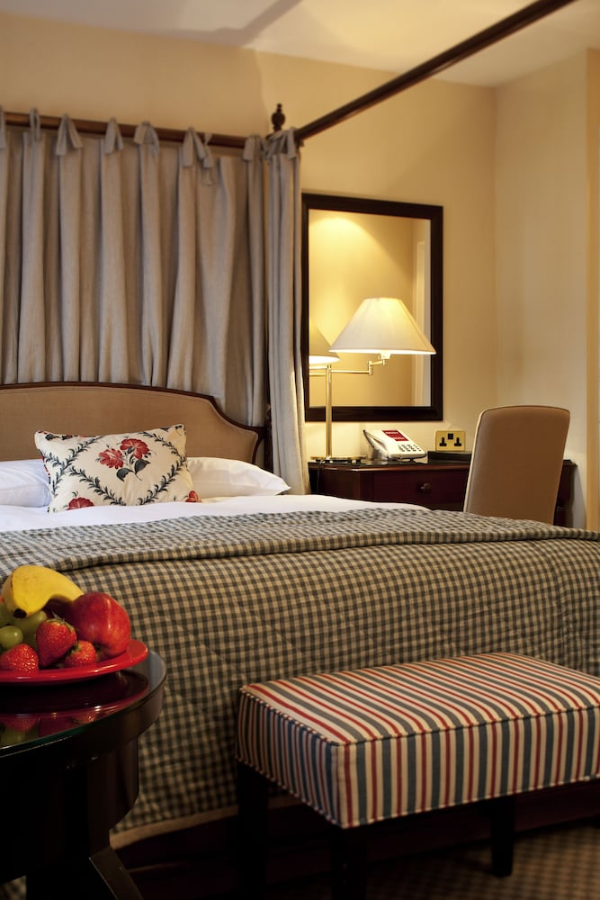 White Horse Hotel 19/46