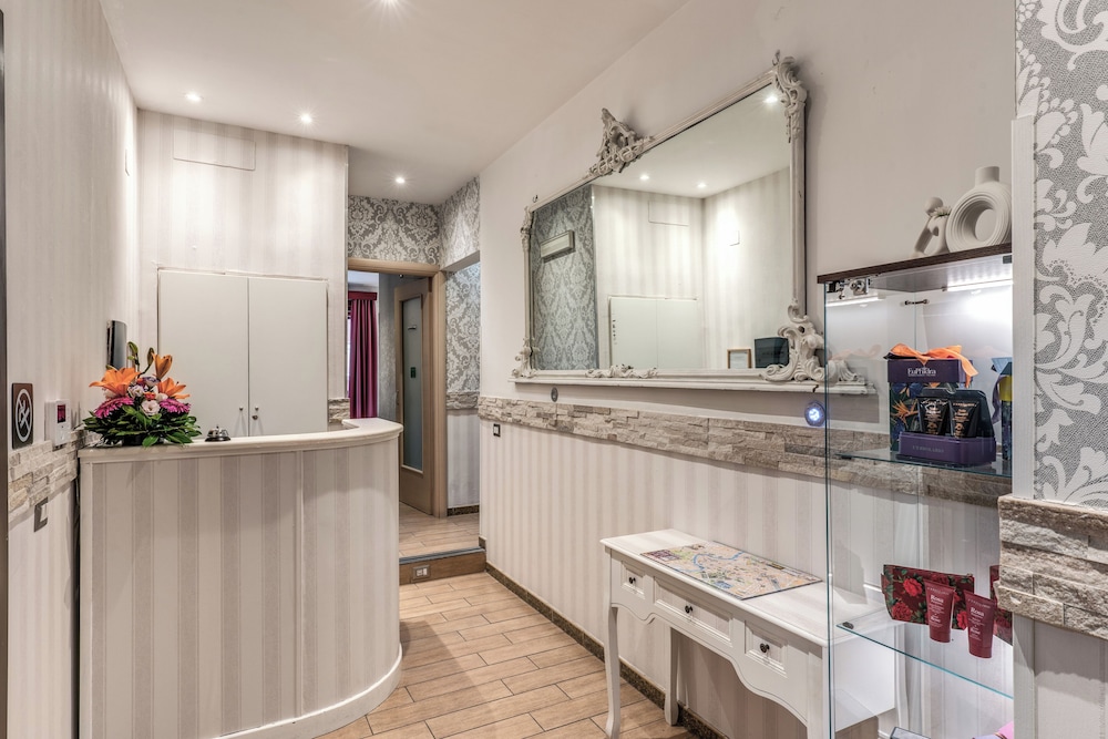 Santamaggiore Inn 42/50