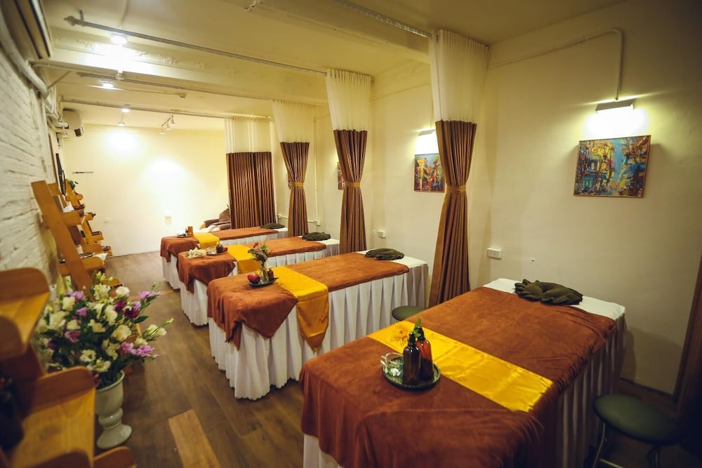 Soft Pillow Hostel - Adults Only 40/45