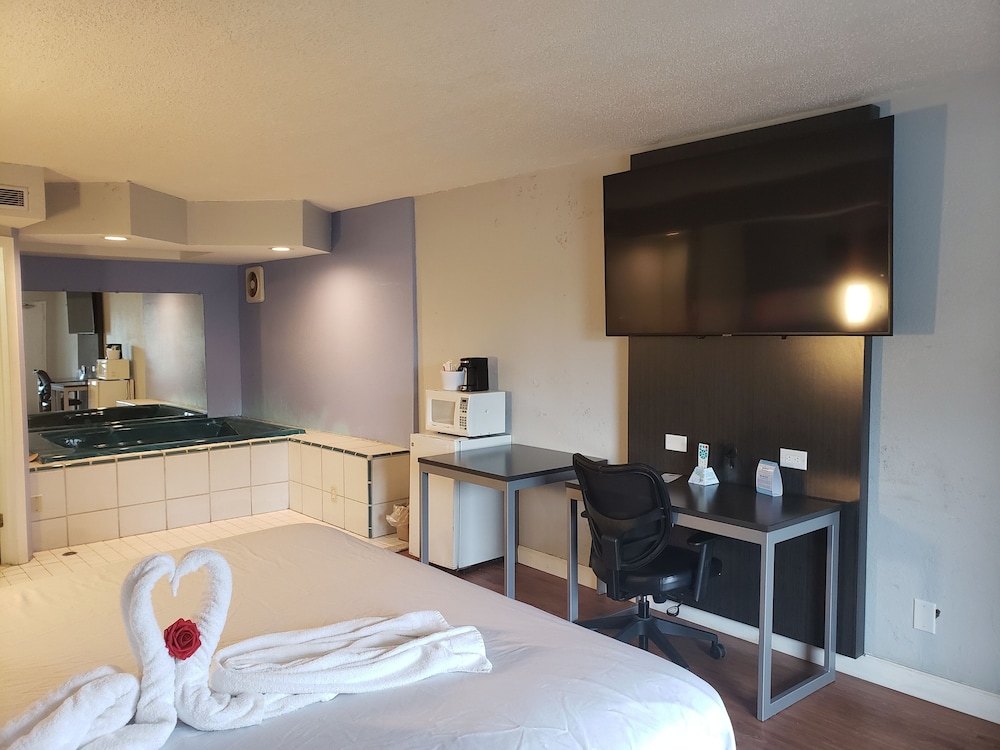 Envi Boutique Hotel 43/74