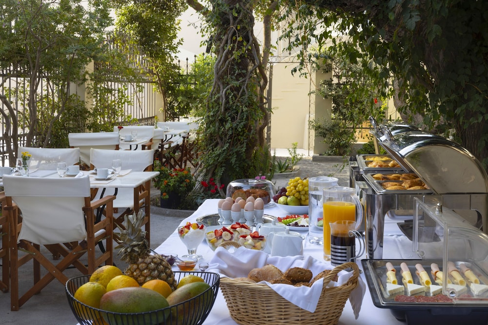 Aria Lito Mansion 58/68