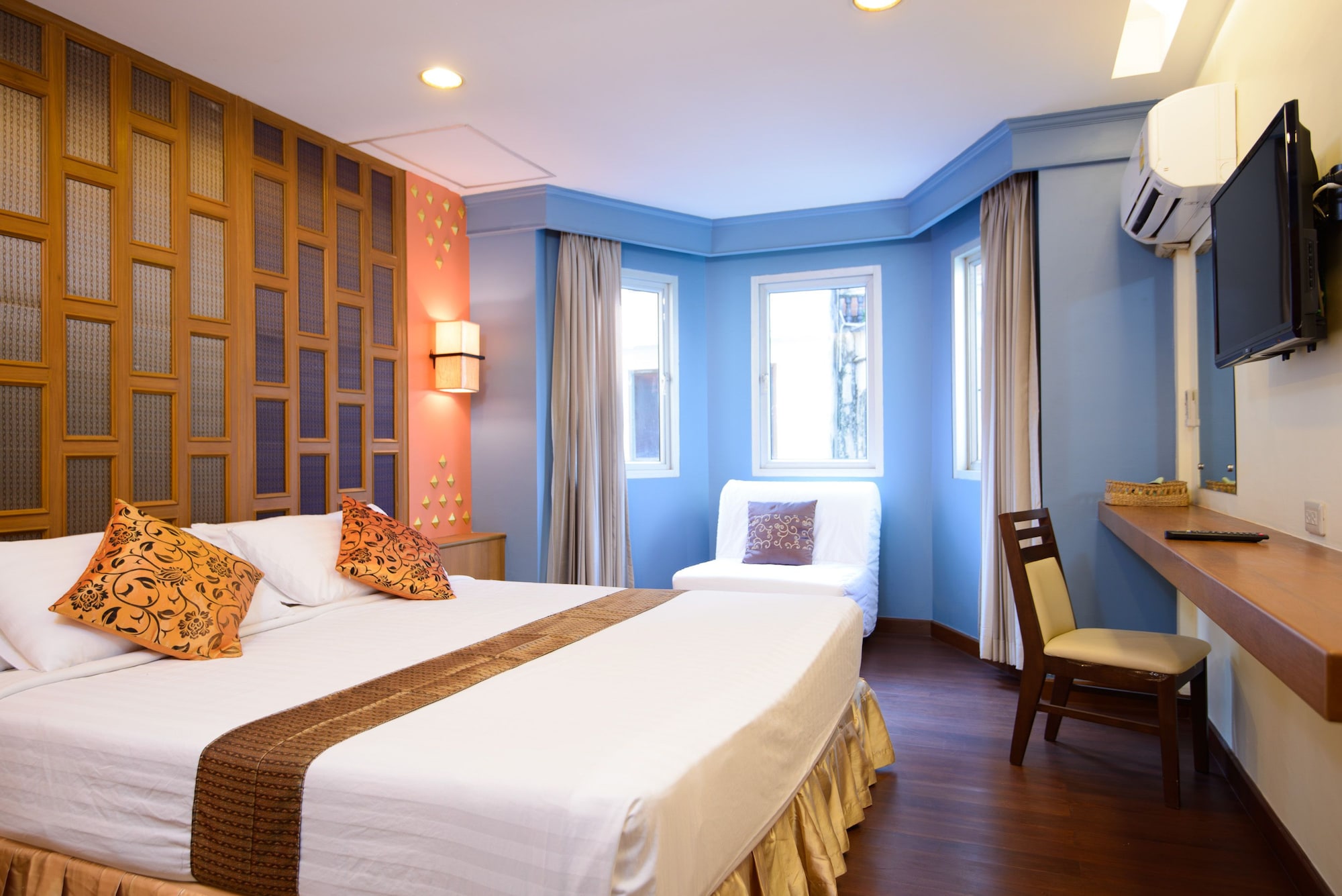 rooms