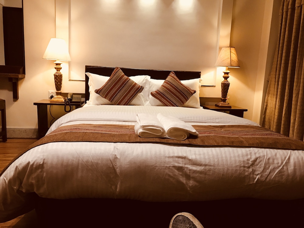 Nepal Pavilion Inn 20/50