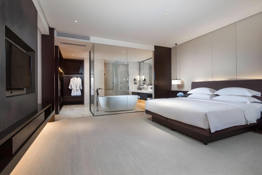 Ramada by Wyndham Taizhou 13/56