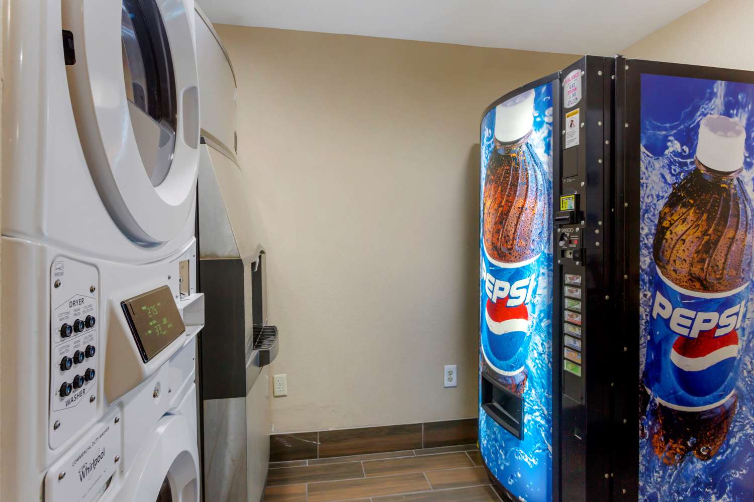 Comfort Inn & Suites Woods Cross - Salt Lake City North 23/43