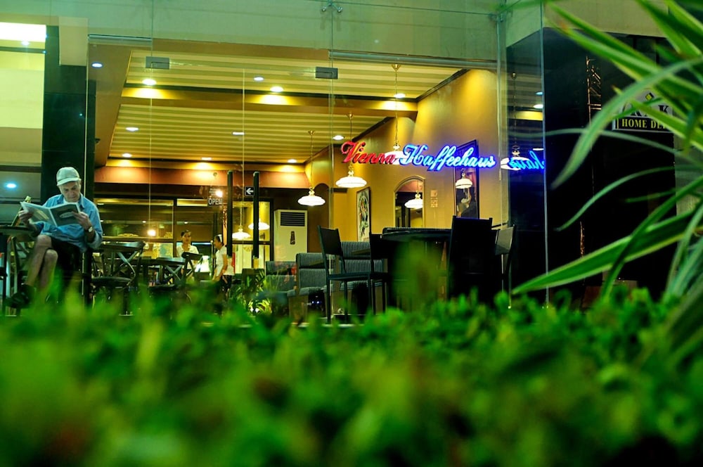 The Orchard Cebu Hotel & Suites 31/54