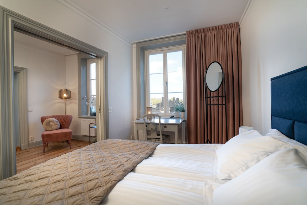 1 BEDROOM, PREMIUM, APARTMENT, SEA VIEW, CITY VIEW
