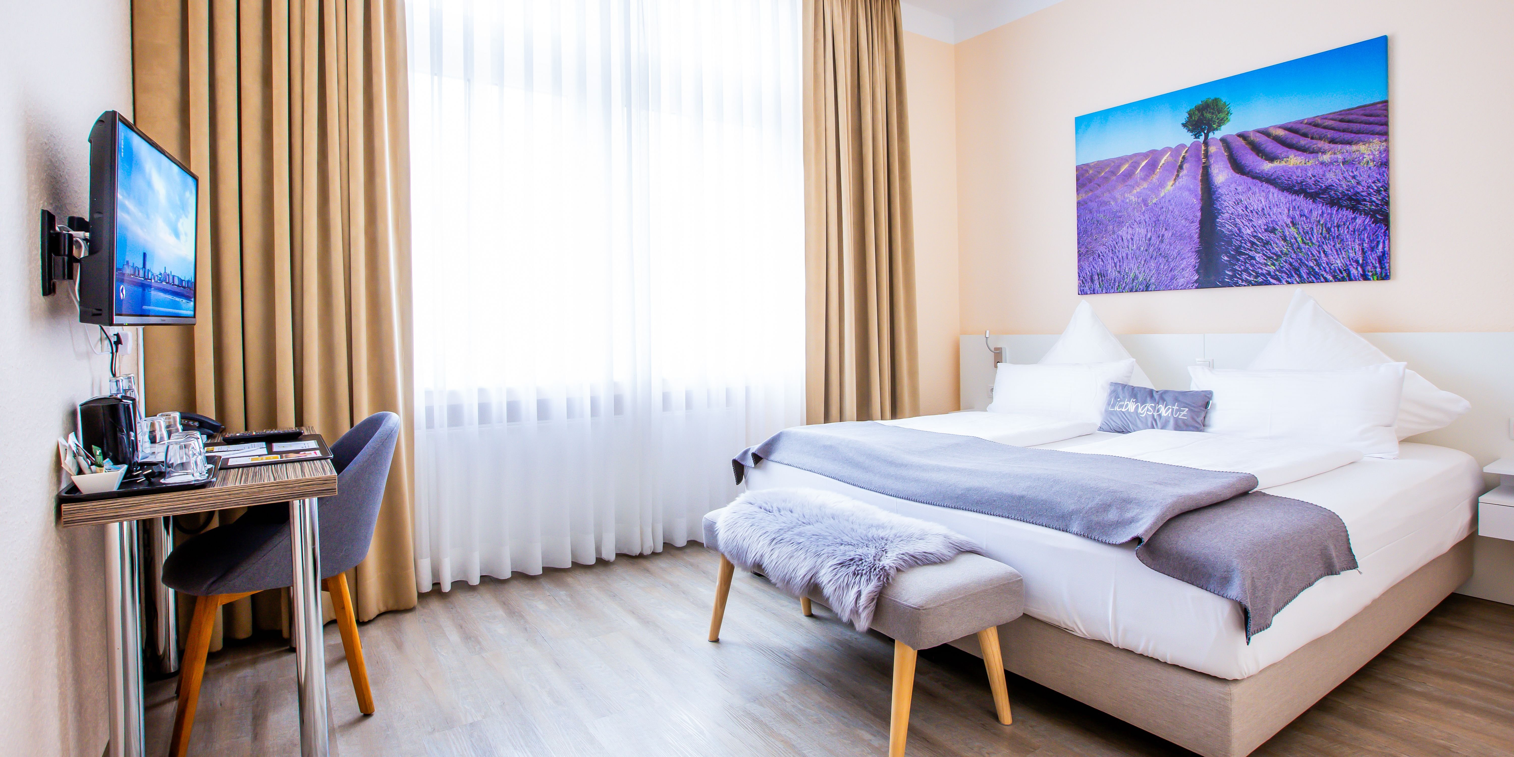 Hotel Das Kronprinz 7/18
