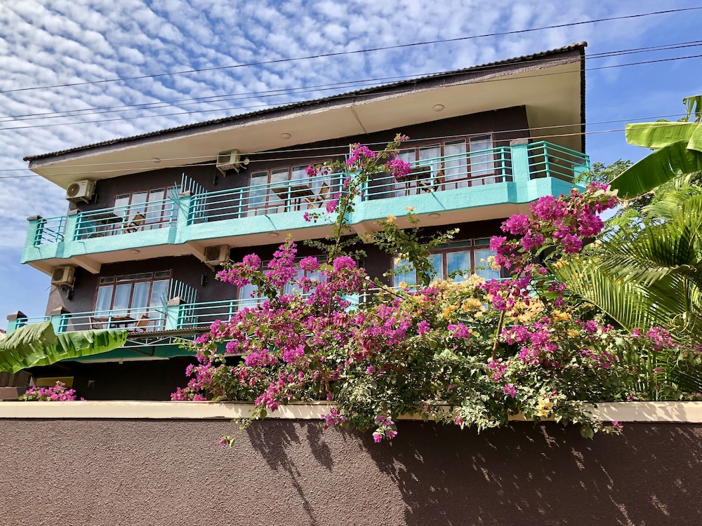 River Dolphin Hotel 3/52