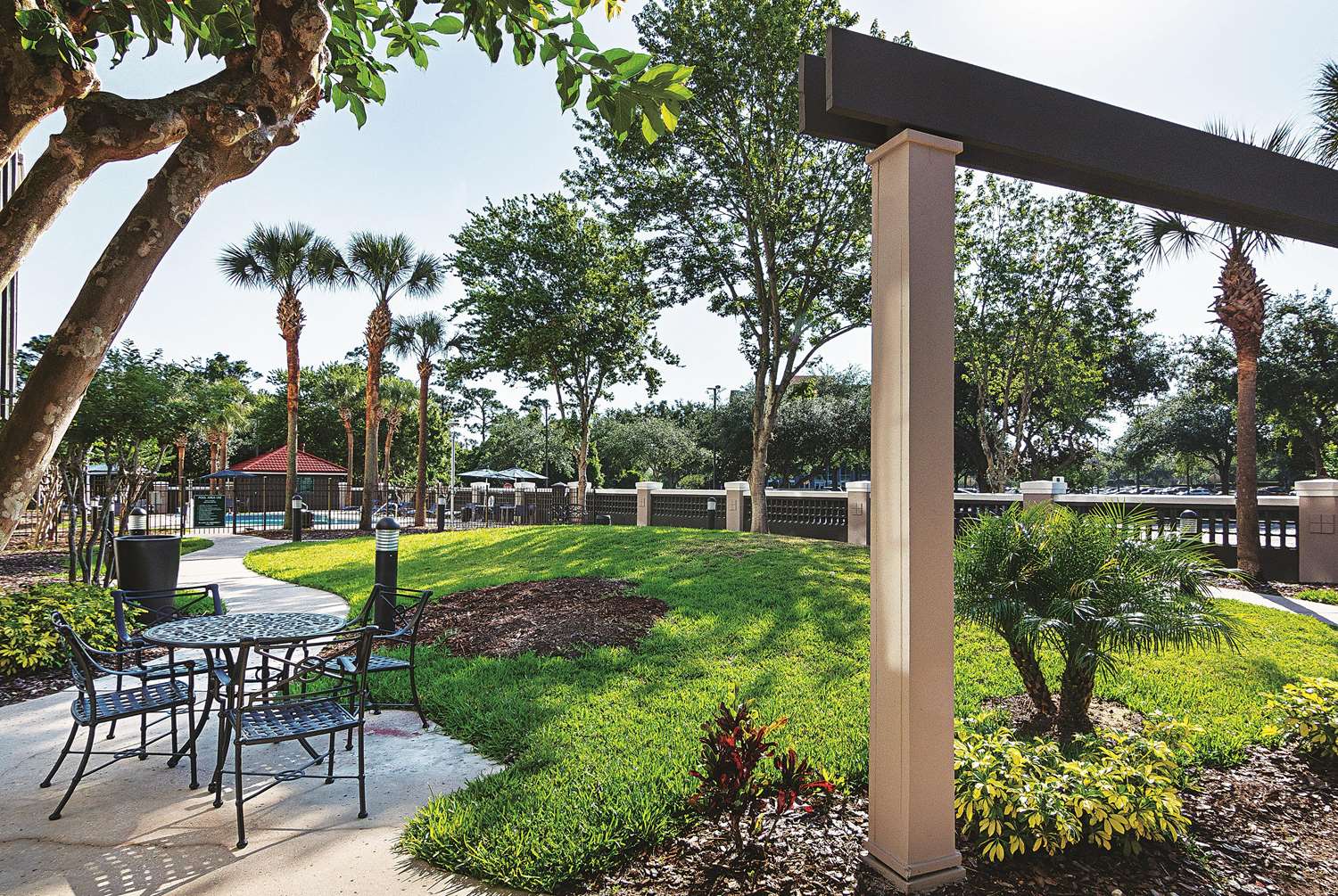 La Quinta Inn Suites By Wyndham Orlando Ucf 45/45