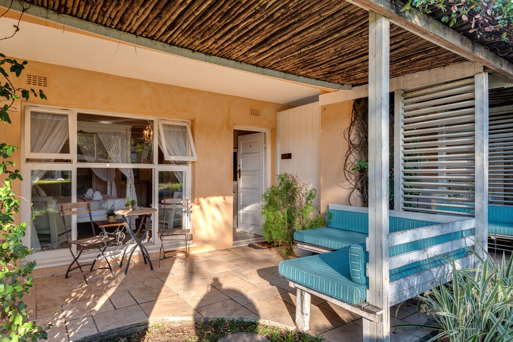 Petite Provence B B 48/68