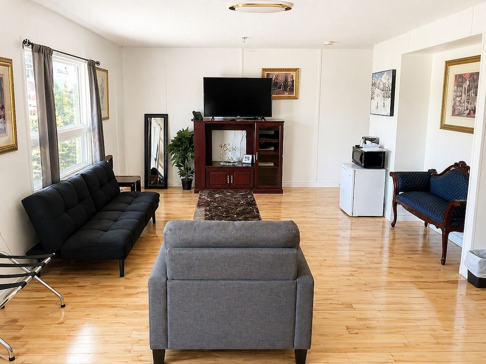 Harbourview Inn, SureStay Collection by Best Western 34/49