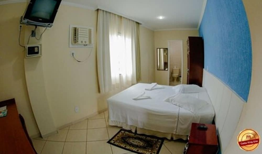 Acropolis Marina Hotel 13/57