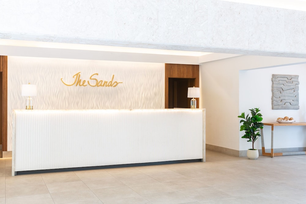 The Sands At Grace Bay 16/80