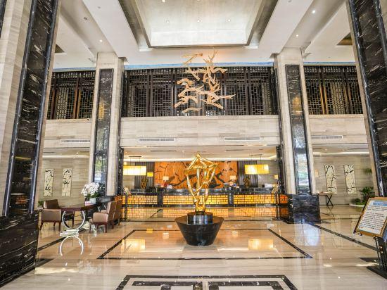 Grace Hotel, Optics Valley, Wuhan 2/37