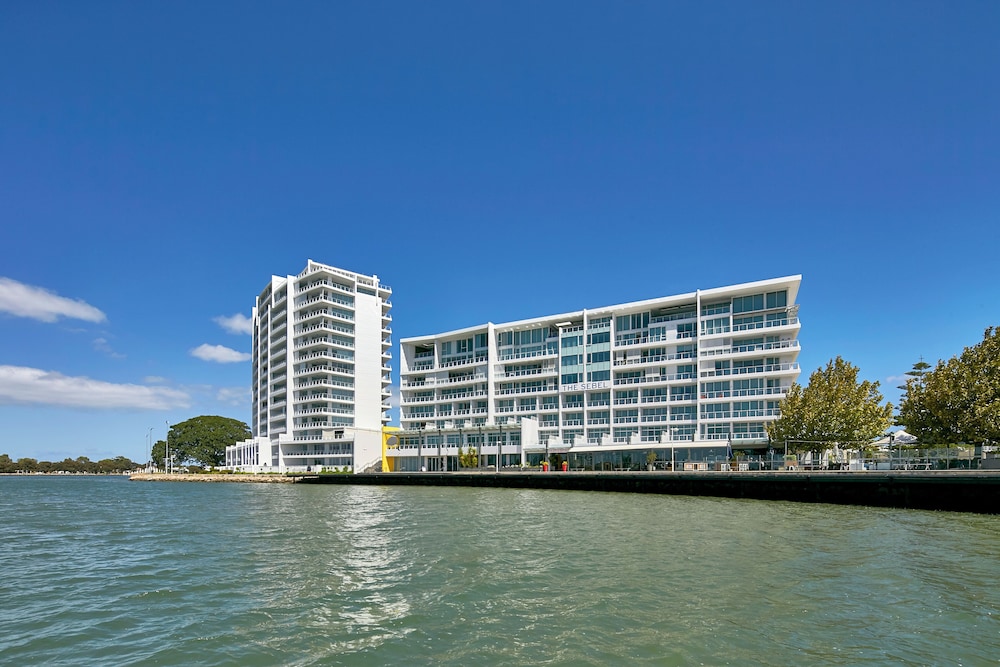 The Sebel Mandurah 43/45