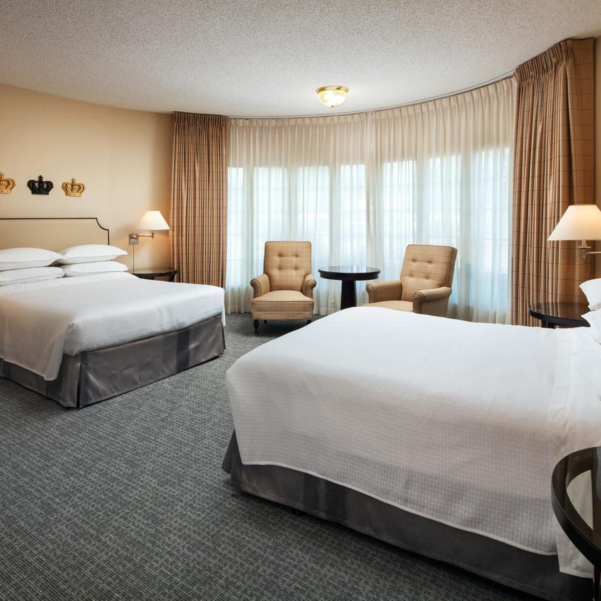 Turret, Suite, 2 Queen Beds