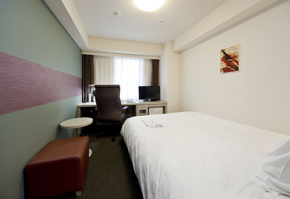 ROOM, DOUBLE BED
