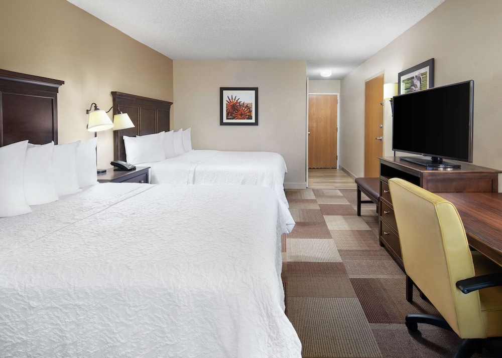 Hampton Inn Dallas-Irving-Las Colinas 23/48
