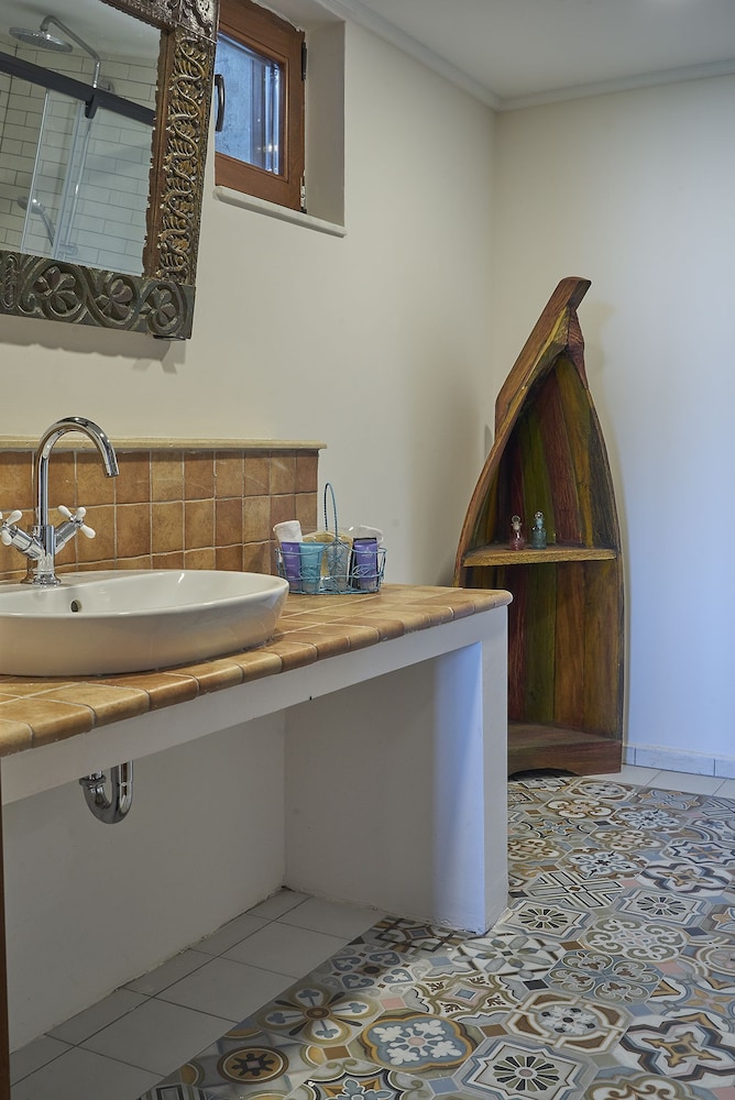 Villa Taraca Alacati Romantik Hotel 8/50