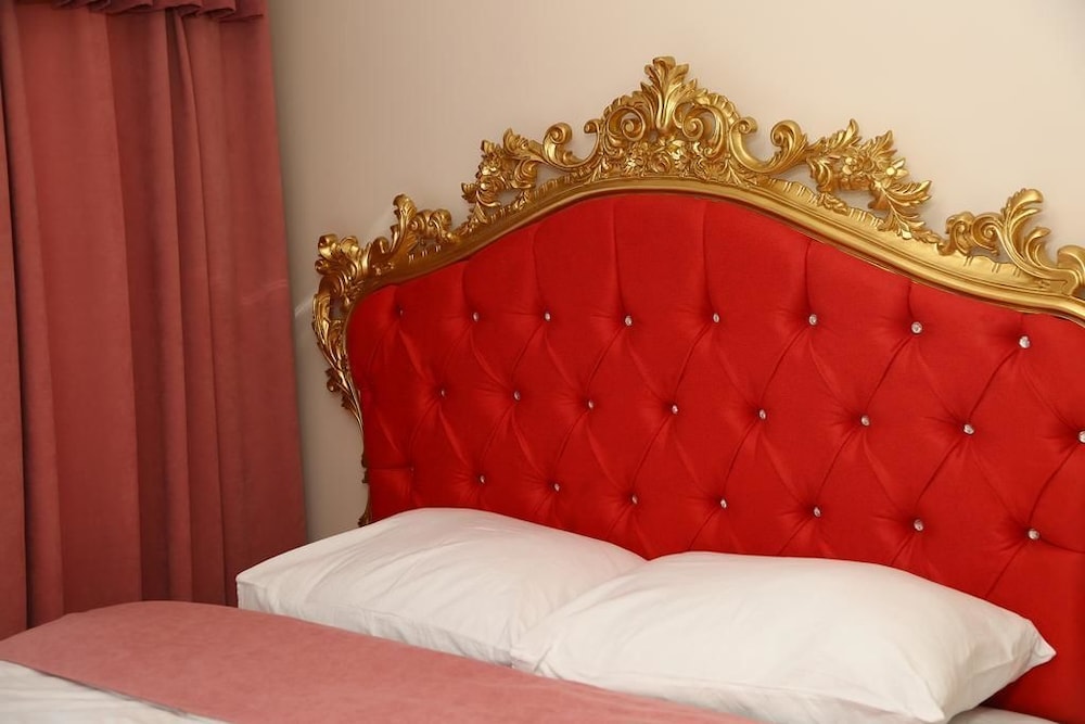 Luxx Suite 21/40