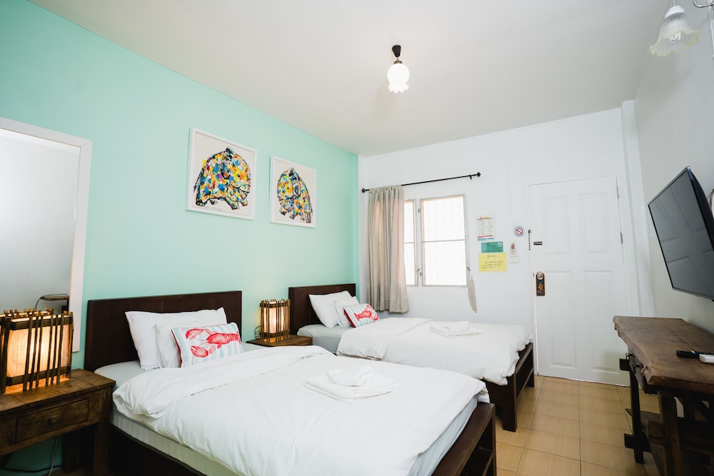SUPERIOR, TWIN BEDS