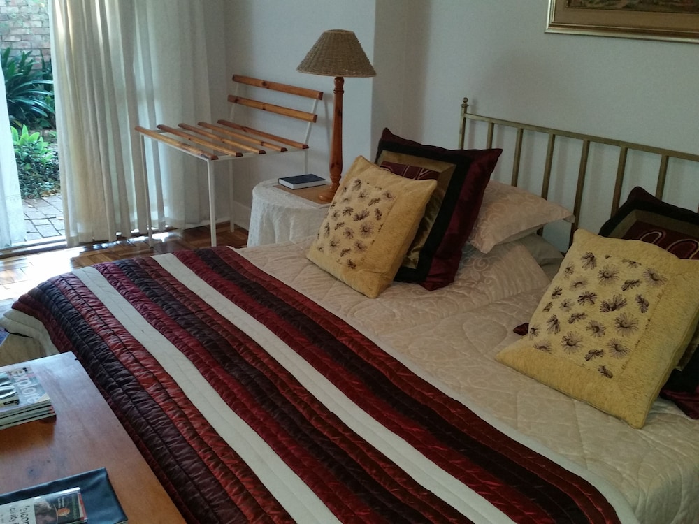 Adley House Guesthouse 16/47