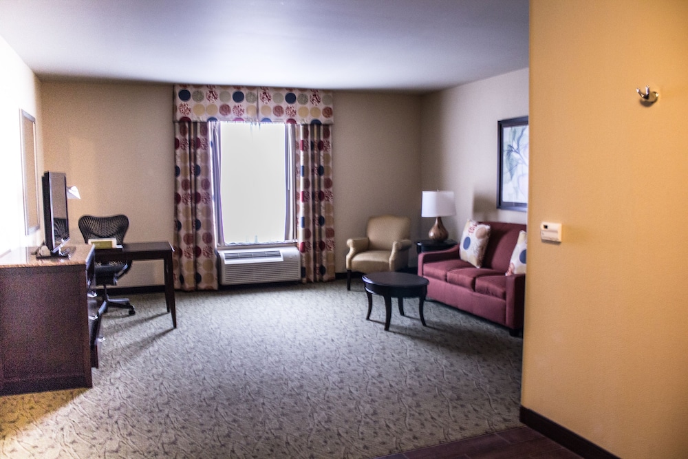 Hilton Garden Inn Pittsburgh/Cranberry 34/43