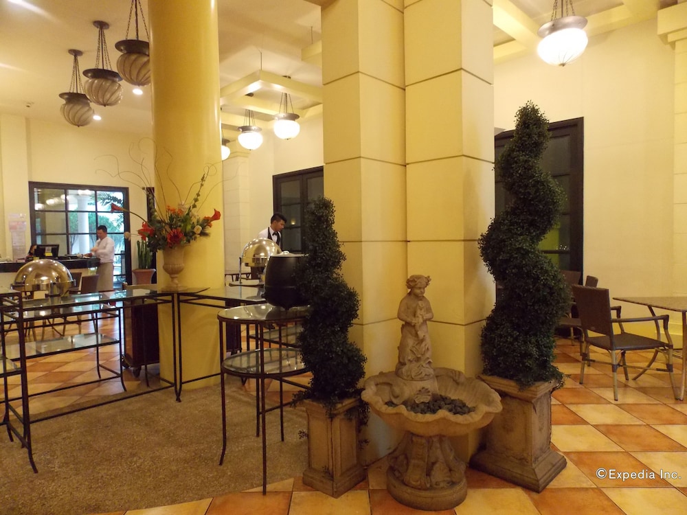 Planta Centro Bacolod Hotel Residences 22/46
