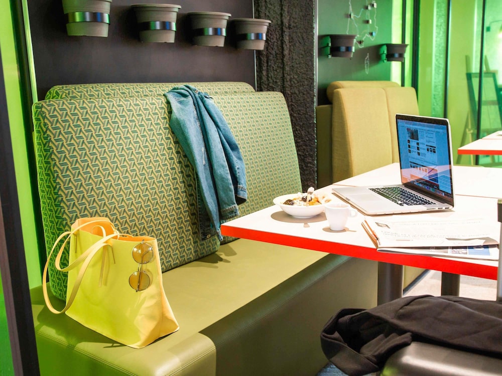 Ibis Styles Tours Sud 64/78