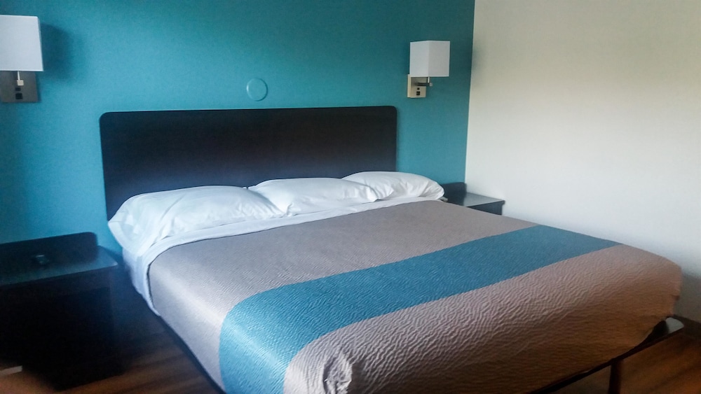 Motel6 Blythe, CA 33/65