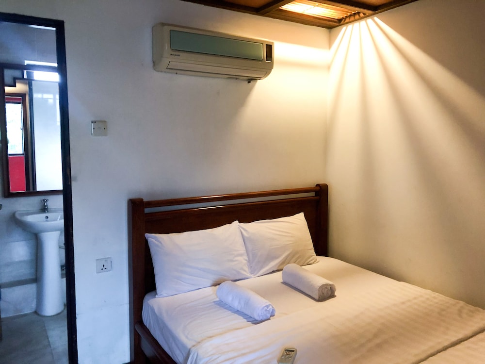 Hotel O I.villa Inn 24/56