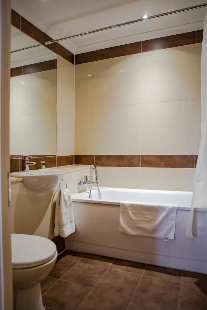 Marylebone Inn 28/30