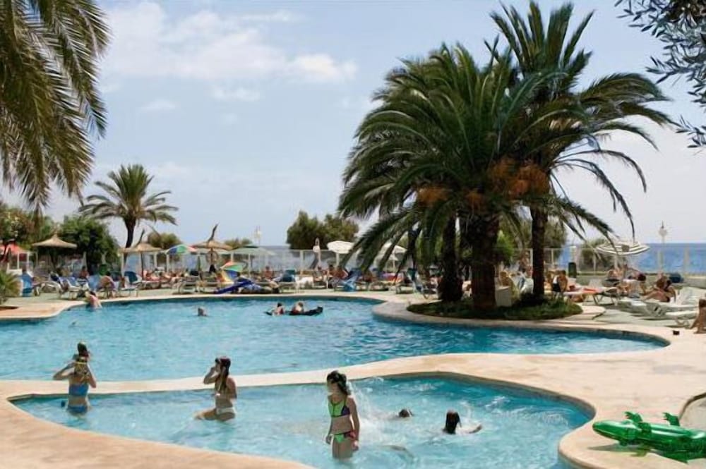 Playa Dorada Aparthotel 36/46
