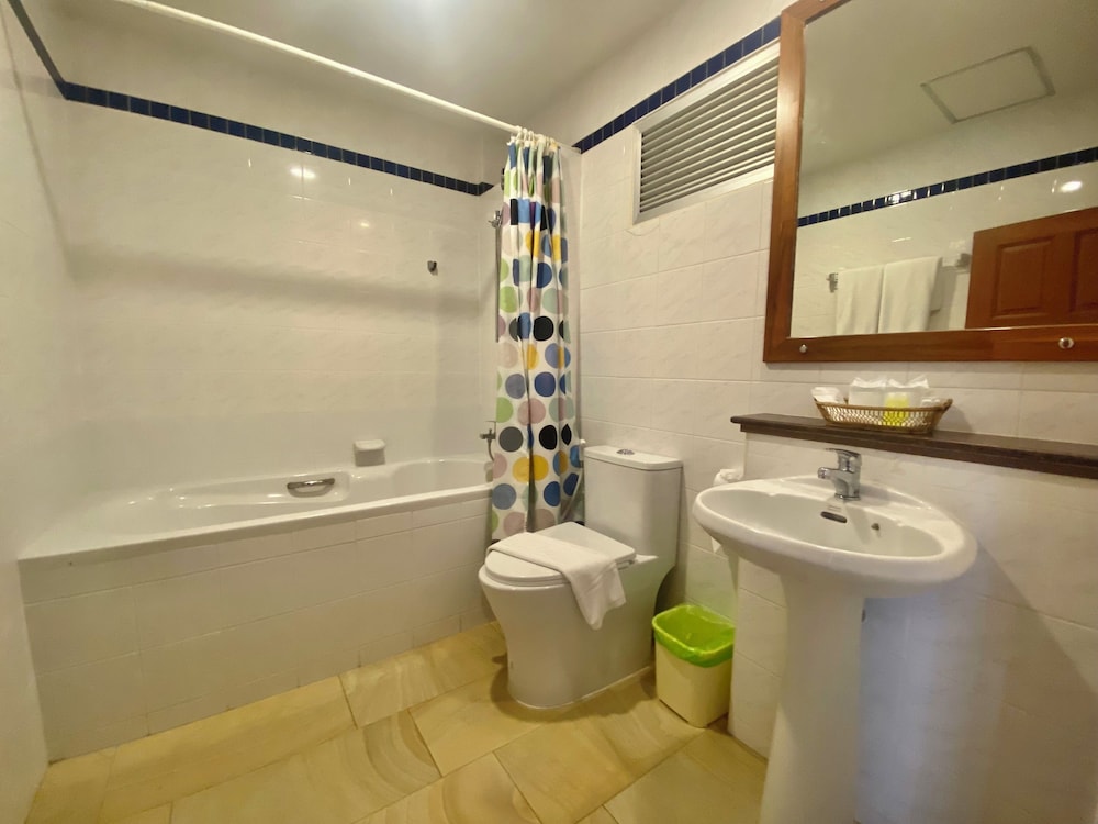 Patong Palace Hotel 46/50