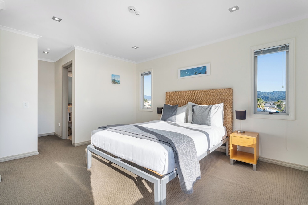 Crowsnest Apartments 15/49