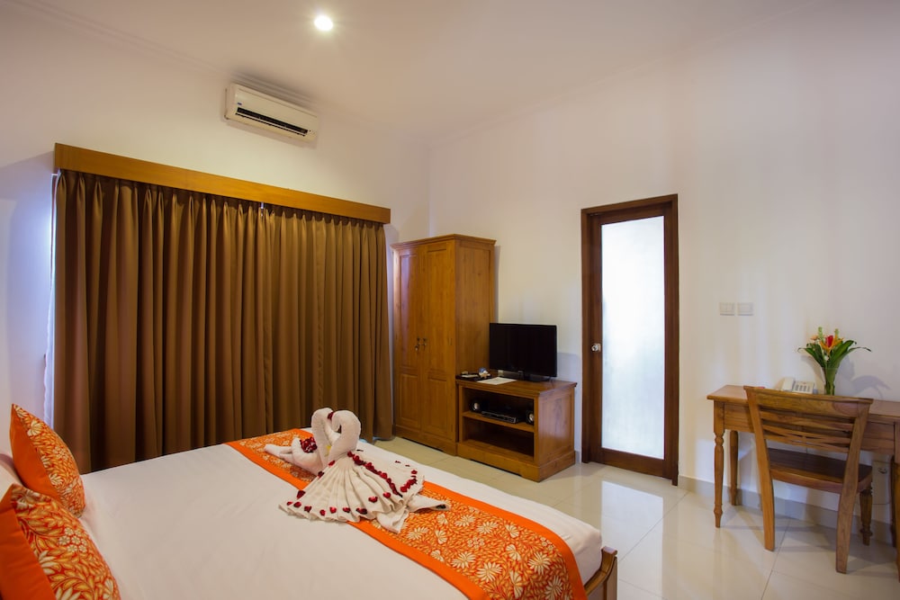 Sandi Agung Villa 15/50