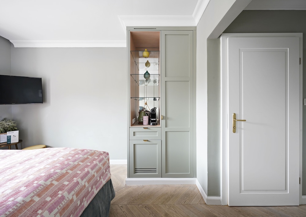 HOTEL MOZART 24/70