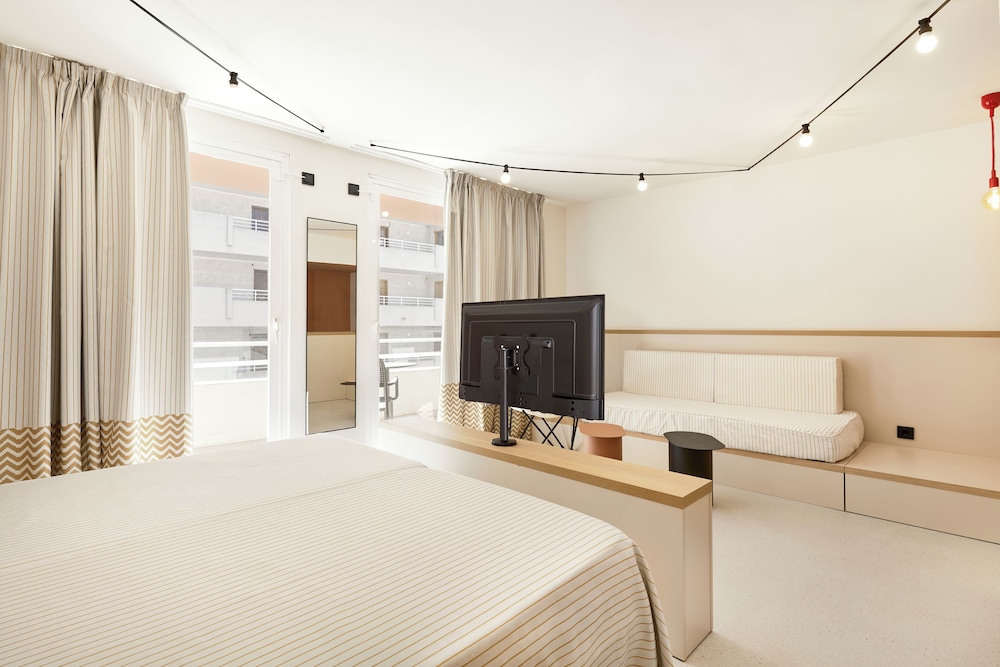 LOFT, WITH CHILD EXTRA BED