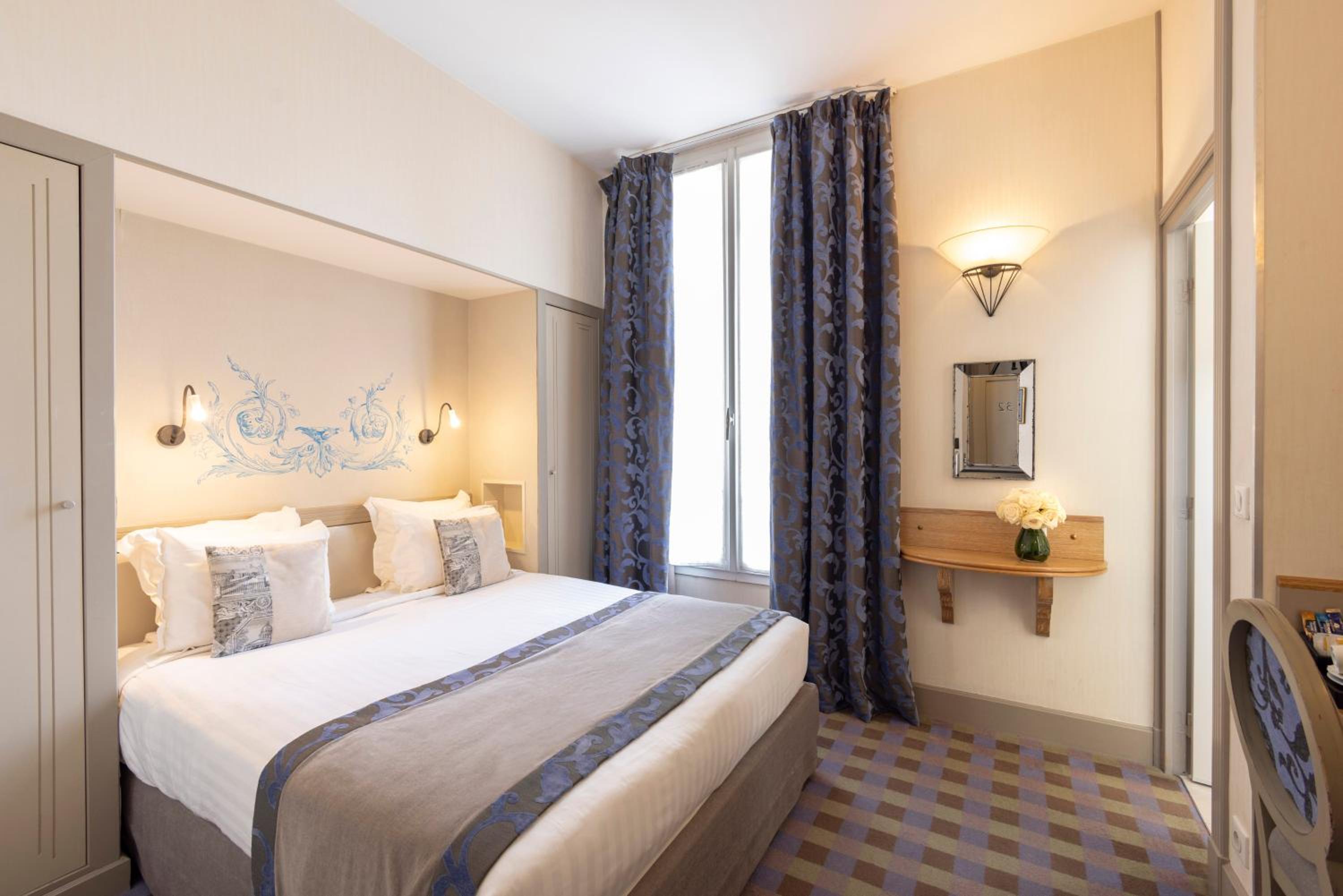 Traditional, Double or Twin Bed, Hotel Residence Foch 10/10