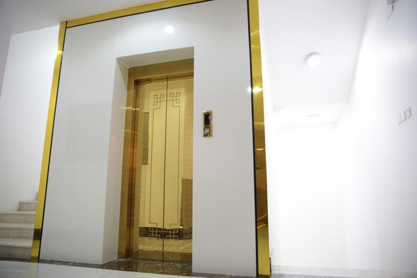 Beauty Rose Hotel 写真2
